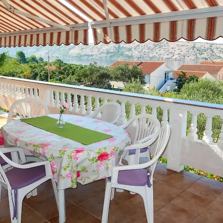 Matius By Interhome *