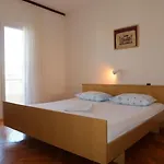 Matius By Interhome Barbat na Rabu