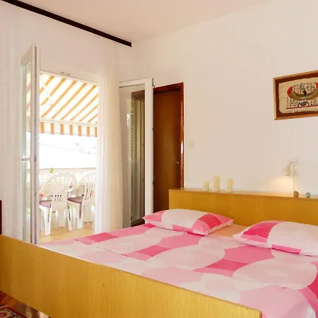 Matius - Rab105 By Interhome *
