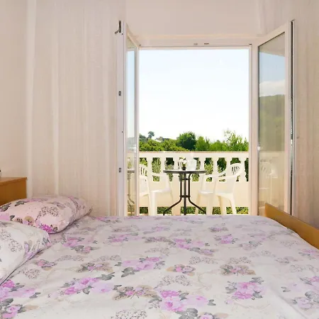 Matius By Interhome *