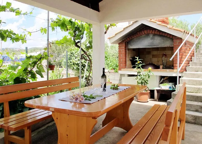 Matius By Interhome