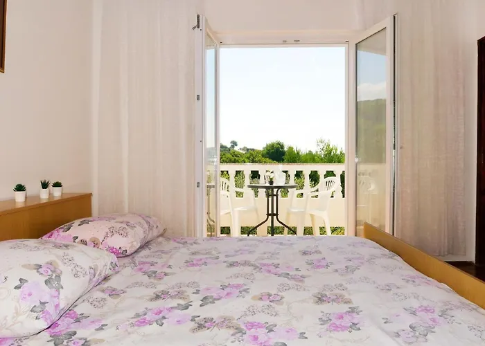 Matius By Interhome *